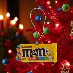 Mars‎ M&M`s Candy Peanut Decoupage Christmas Ornament Yellow Plastic NEW+TAG